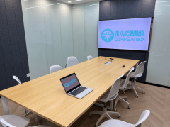 最终因担心摆设复杂、后期成本不成控