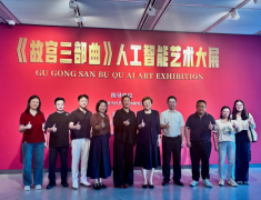 勉励师生要争做“跨界翻”“文化守门人”和“